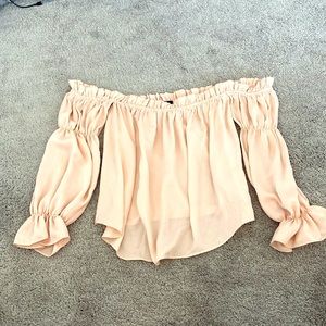 Soprano woman’s beautiful pink dressy shirt XS